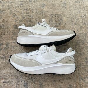 Women’s Nike Waffle Debut shoes